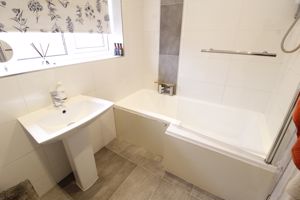 Bathroom/WC- click for photo gallery